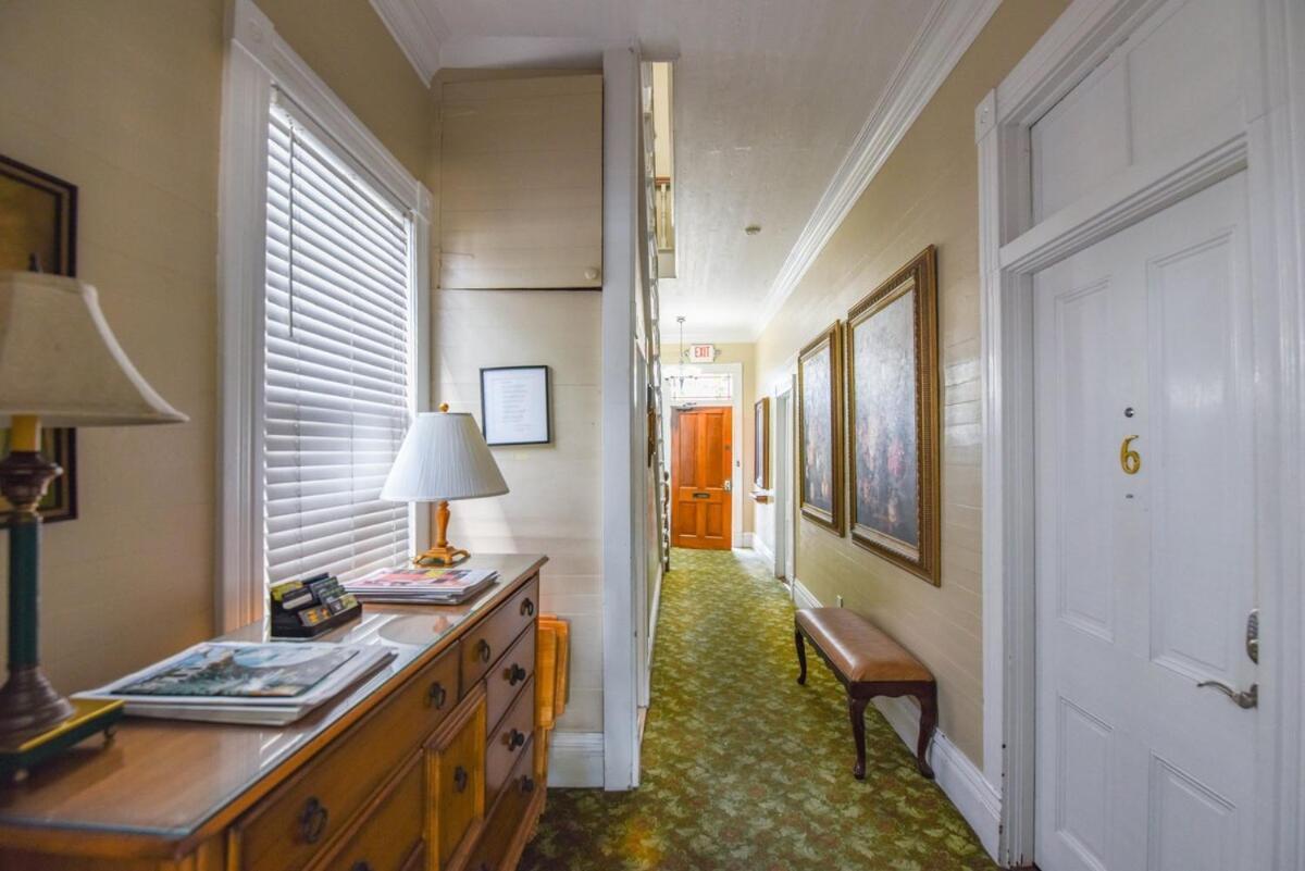 Curry House - Pool, King Bed & Balcony! Room 7 คีย์เวสต์ ภายนอก รูปภาพ